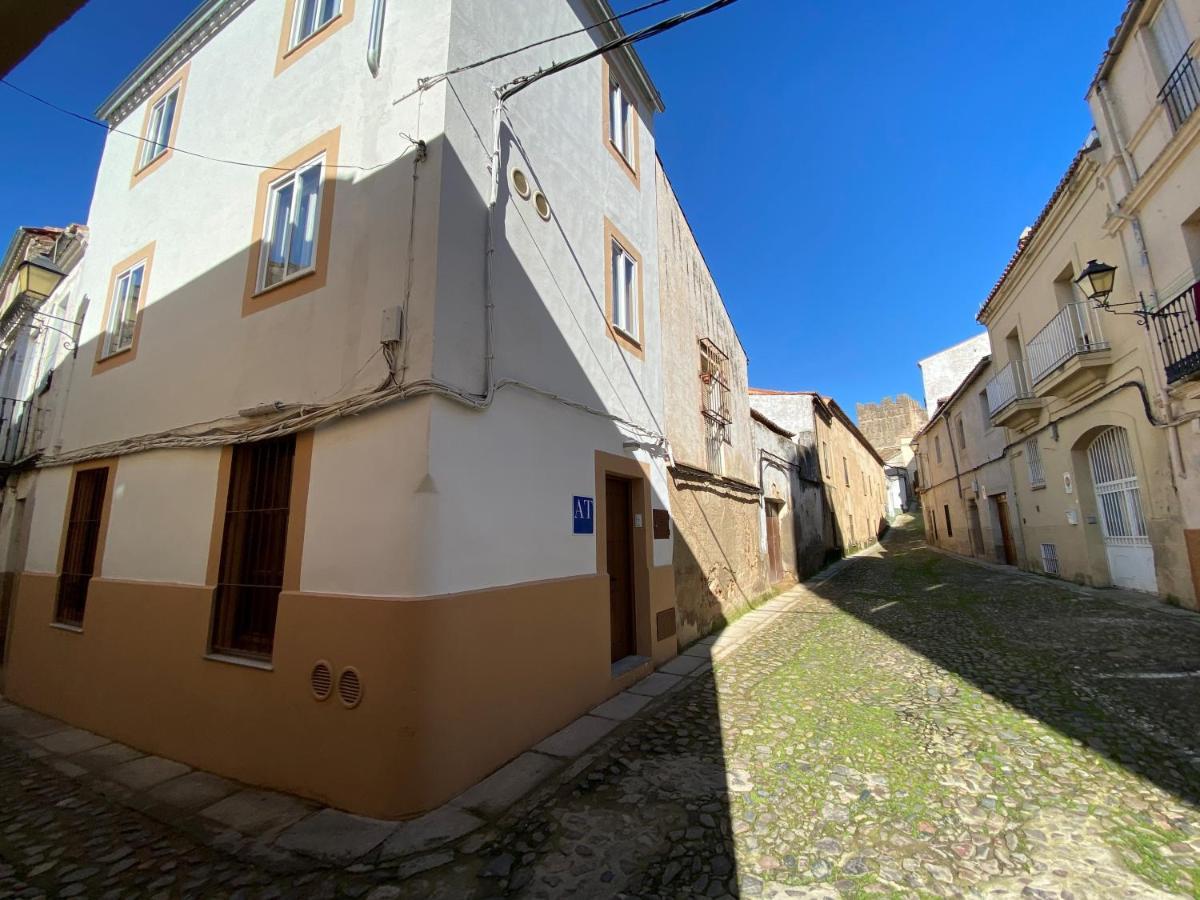 Apartamento Torre Del Aver Касерес Екстер'єр фото
