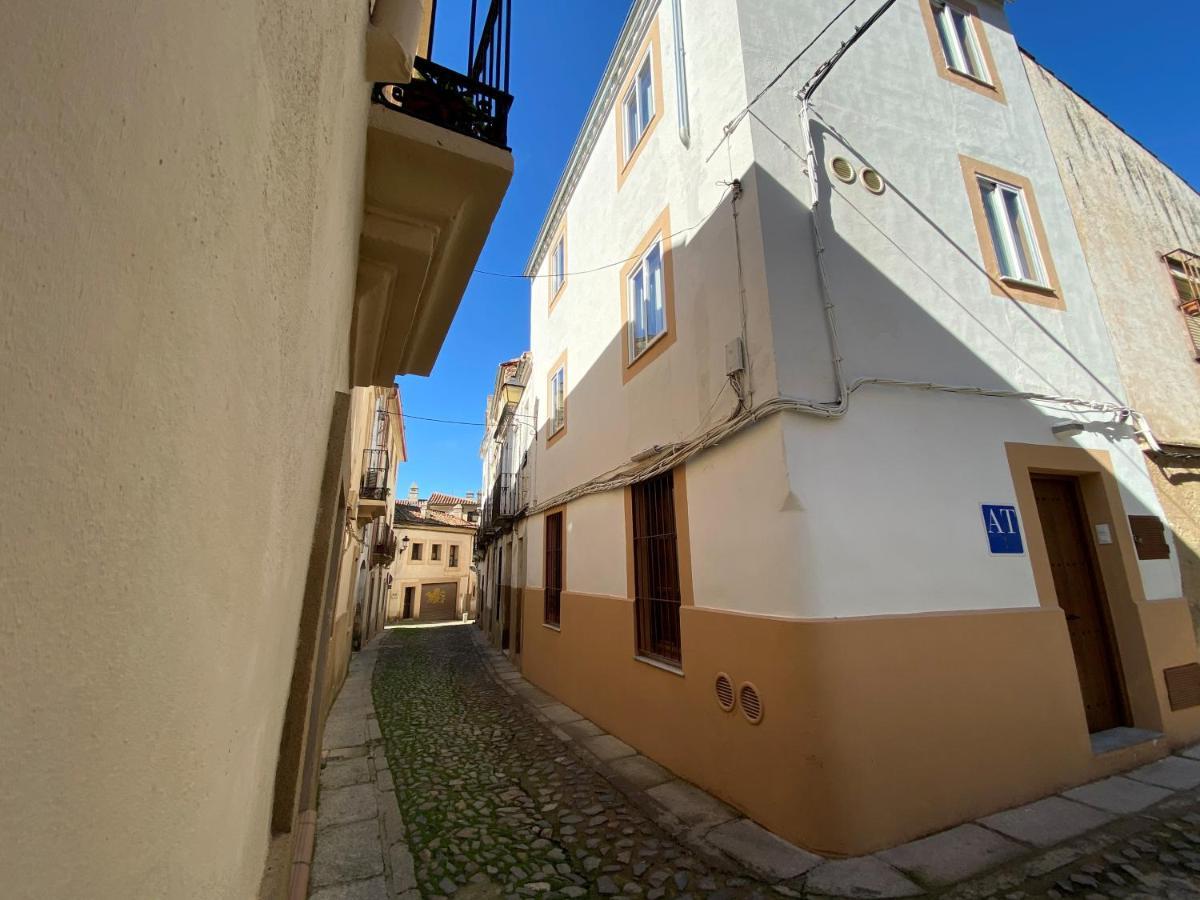 Apartamento Torre Del Aver Касерес Екстер'єр фото